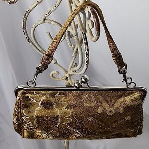 Vintage Gold Tone Floral Evening Bag With Silver Tone Kiss Lock Hardware